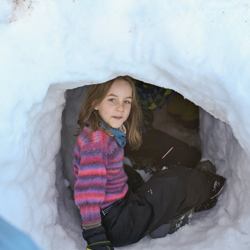<img alt="" src="/images/5/b/e/c/6/5bec6b1e45a3f84e32b66281e9711fec56edbcb3-schneetag2024-36-von-43.jpg?alt" />